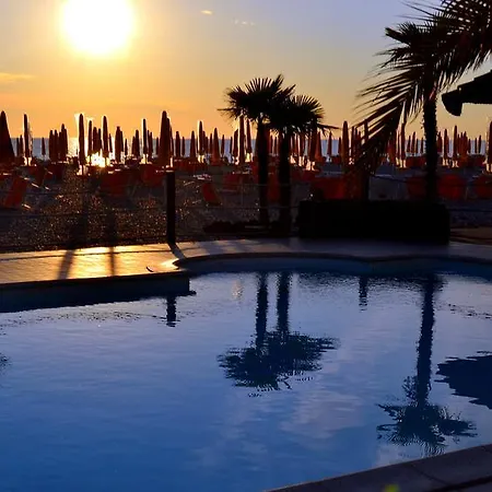 Hotell Paradise Fano