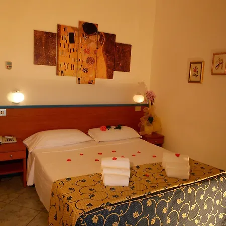 Paradise Hotell