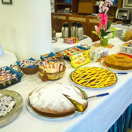 Paradise Hotel Fano (Pesaro and Urbino)