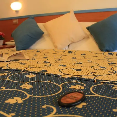 Hotel Paradise