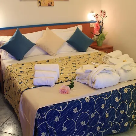 Hotel Paradise 3*