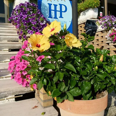 Hotel Paradise