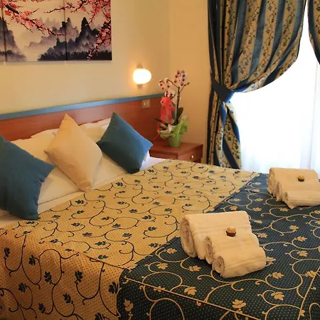 Hotel Paradise 3*