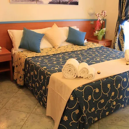 Paradise Hotel