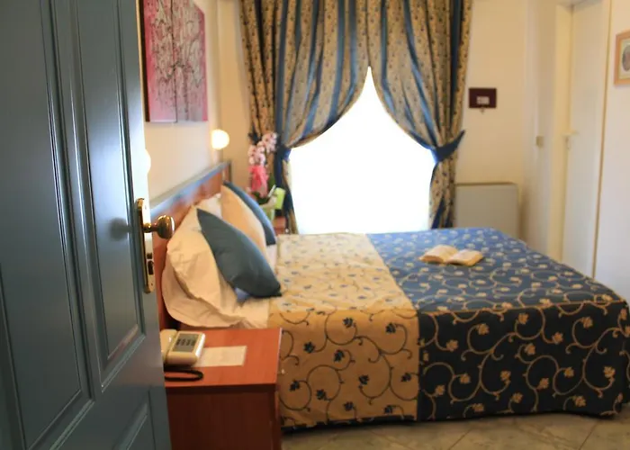 Paradise 3* פאנו